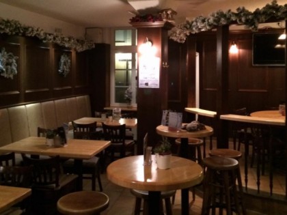 照片: Joe Enochs Sportsbar
