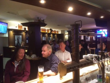 照片: Joe Enochs Sportsbar